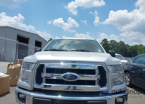 2017 Ford F-150 Xlt z USA, uszkodzony, nr VIN 1FTEW1C86HKC92443